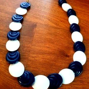 Coustome shell blue and white necklace